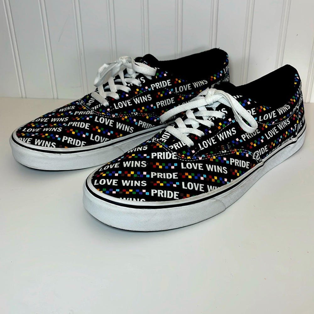 Vans Doheny Pride Love Wins Sneakers 2022